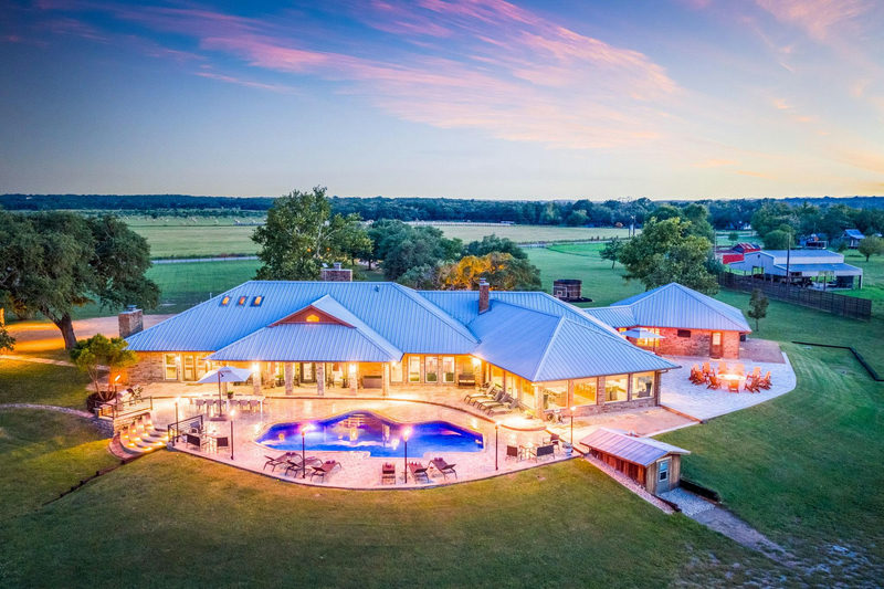 871 Chimney Valley Rd — exterior