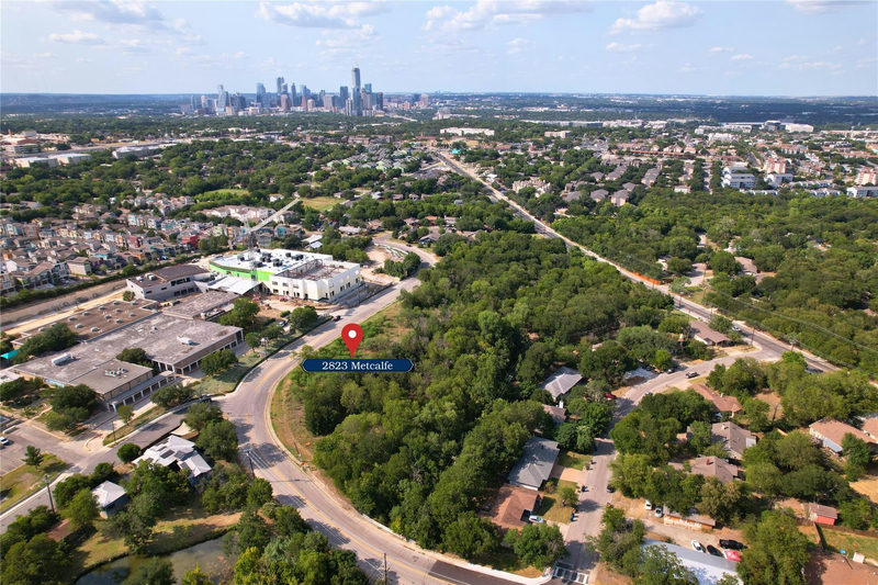 2823 Metcalfe Rd — exterior