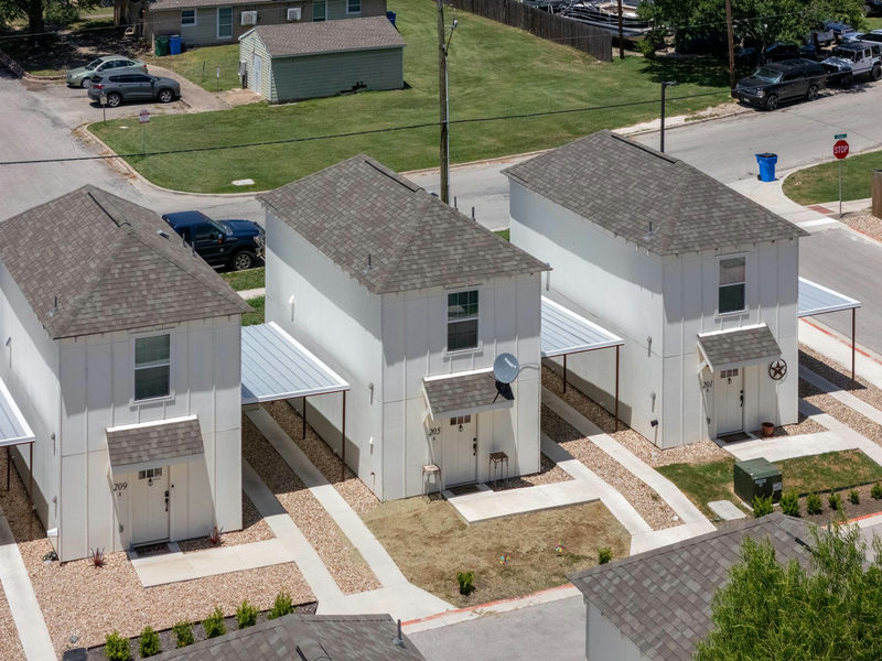 350 Debus Dr #205 A — exterior