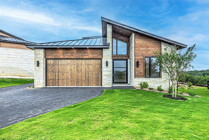 101 Manciano Dr — exterior