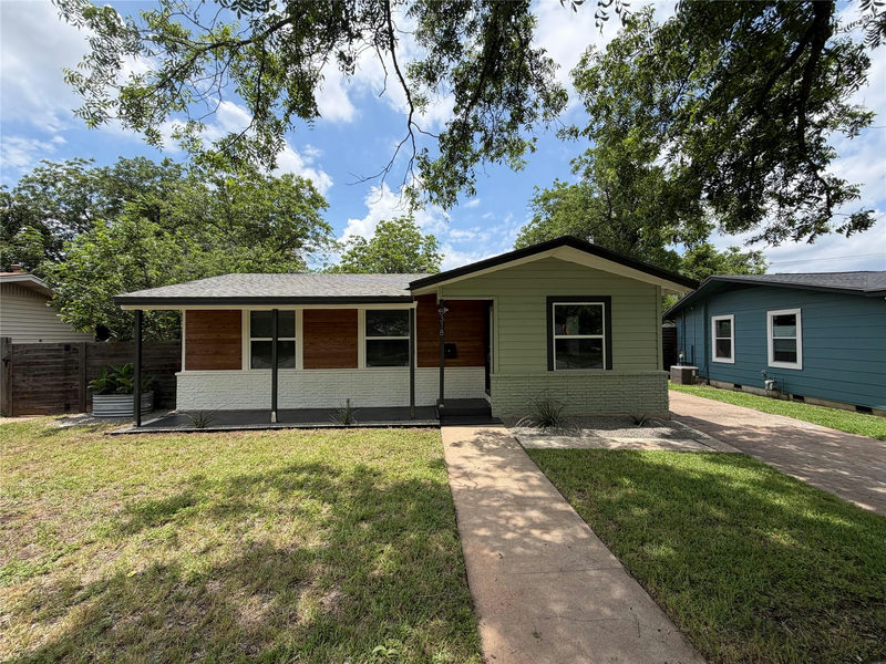 8318 Burrell Dr — exterior
