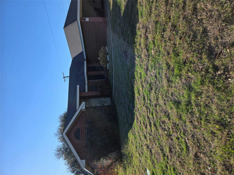 2607 Cherrylawn Dr — exterior