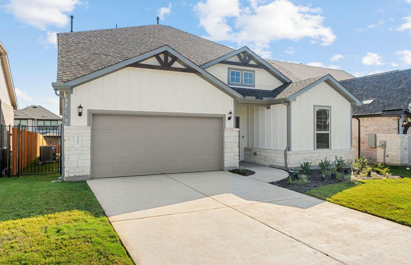 317 Bristlecone Bnd — exterior
