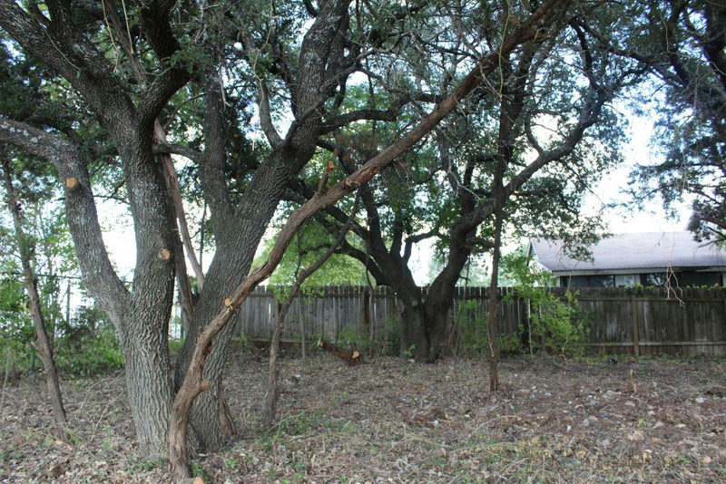 11502 Bee St — exterior