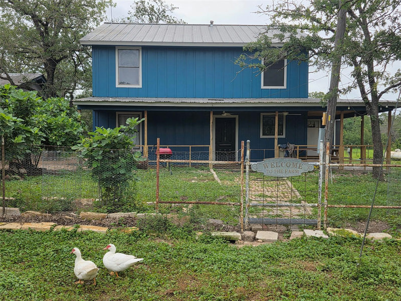 376 Jones Rd — exterior