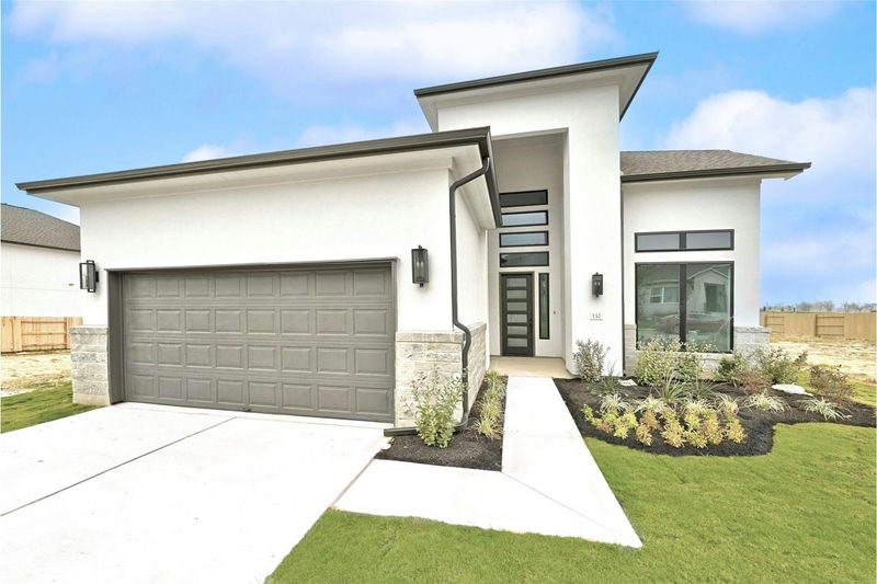 132 Pinyon Pine Dr — exterior