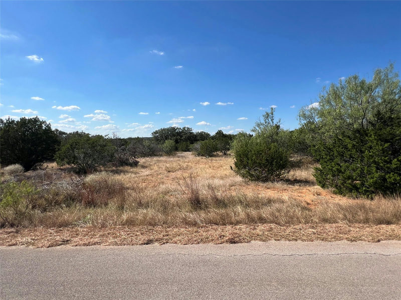 2700 Patriot Dr — exterior
