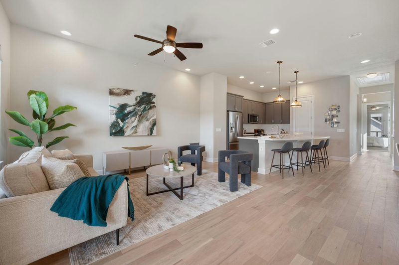 2510 Doc Reeves St — exterior