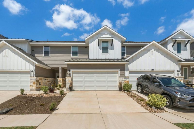 2576 Jack Nora Way — exterior