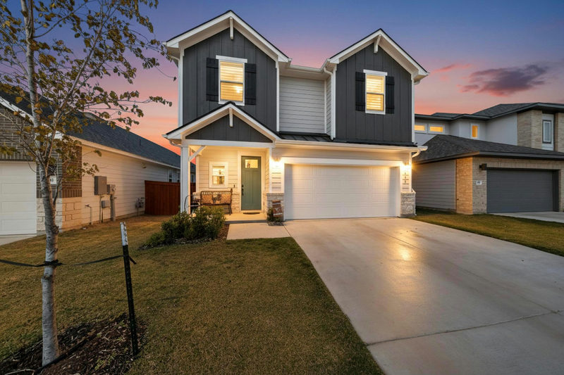 473 Bauer Loop — exterior