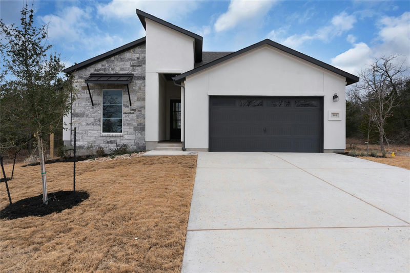 184 William Hersee Dr — exterior