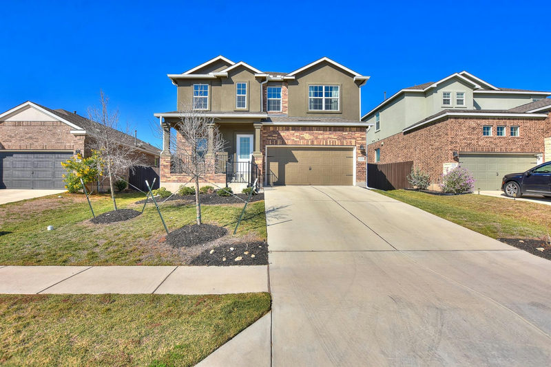 2221 Four Waters Loop — exterior