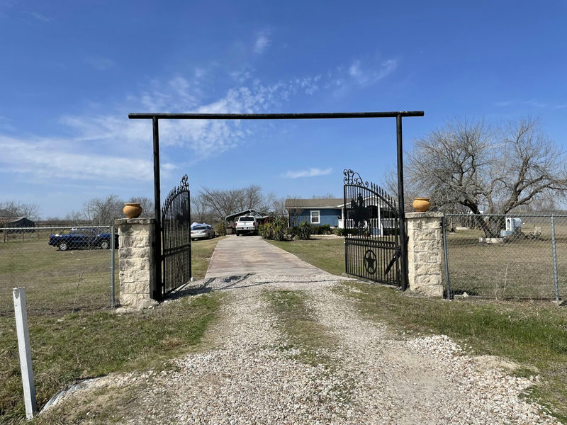 12322 Old Kimbro Rd — exterior