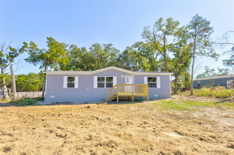 107 Los Cueva Rd — exterior
