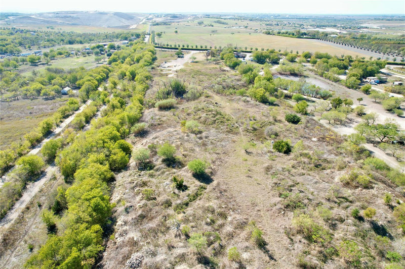 10823 Old Lockhart Rd — exterior