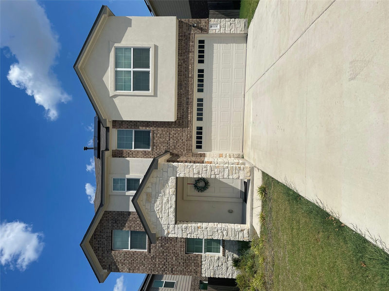 109 Seminole Dr — exterior