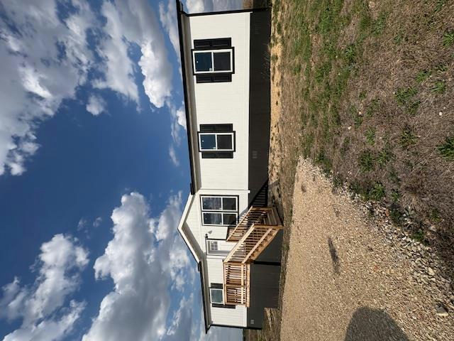 330 Beckham Dr — exterior