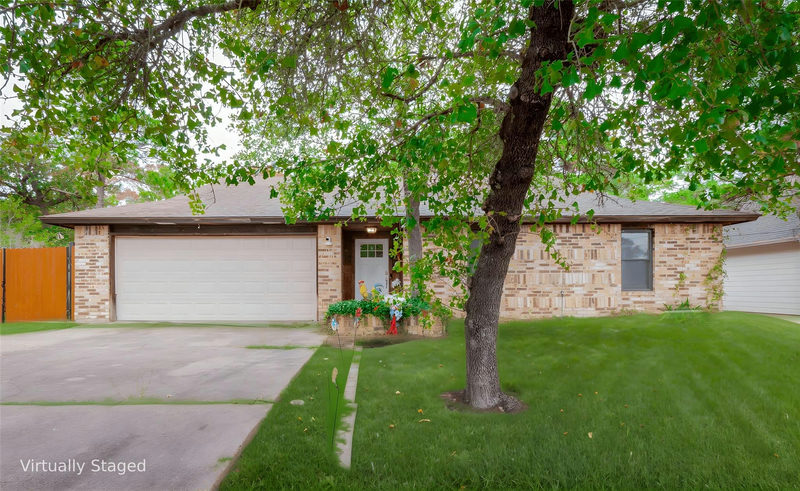 108 Lei Ct — exterior