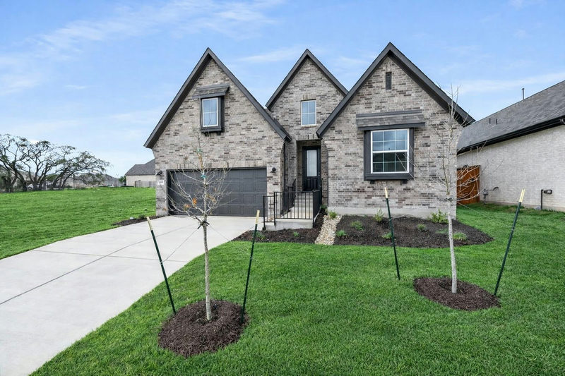 108 Country Cat Ln — exterior