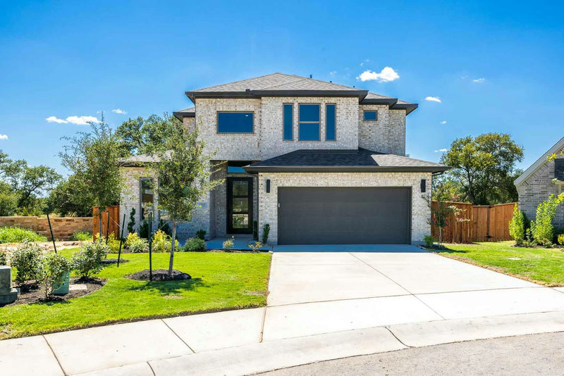 717 Estacado Ln — exterior