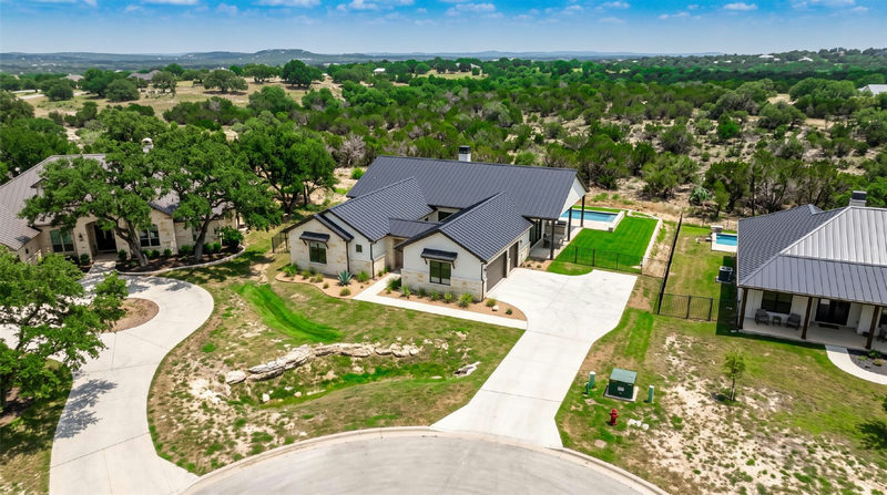 Lot 39 Violet Meadow — exterior
