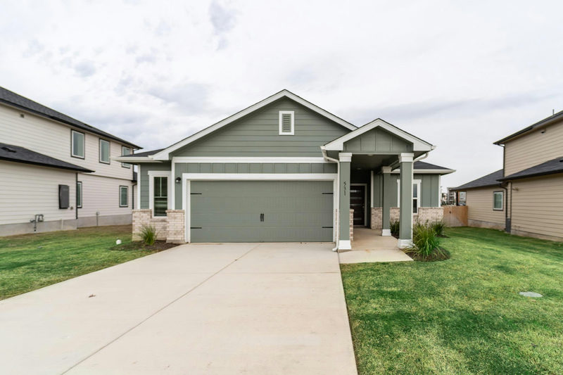 531 Yellowstone Dr — exterior