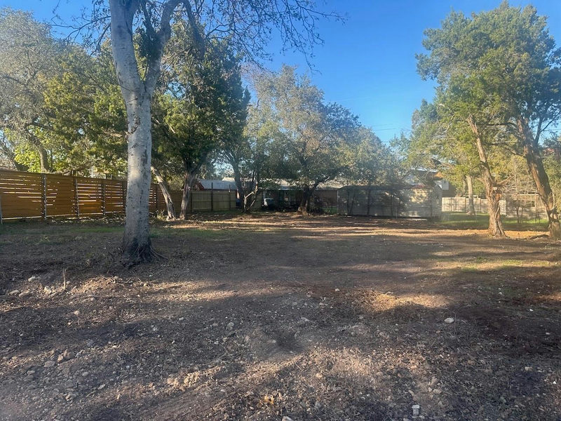 4505 Dudmar Dr — exterior
