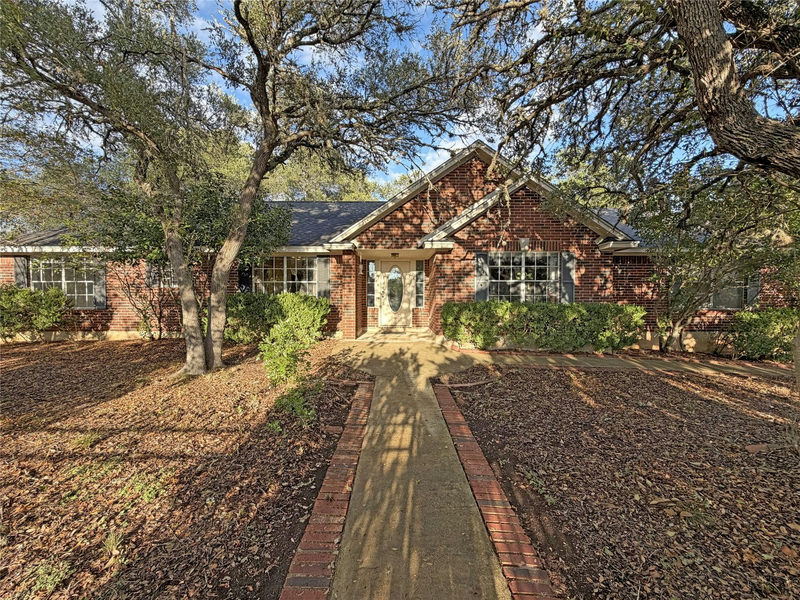2741 Connie Dr — exterior