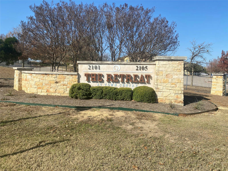 2101 Town Centre Dr #1603 — exterior