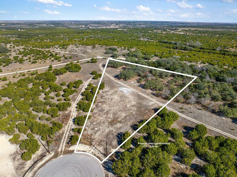 202 Whispering Wind Rd — exterior