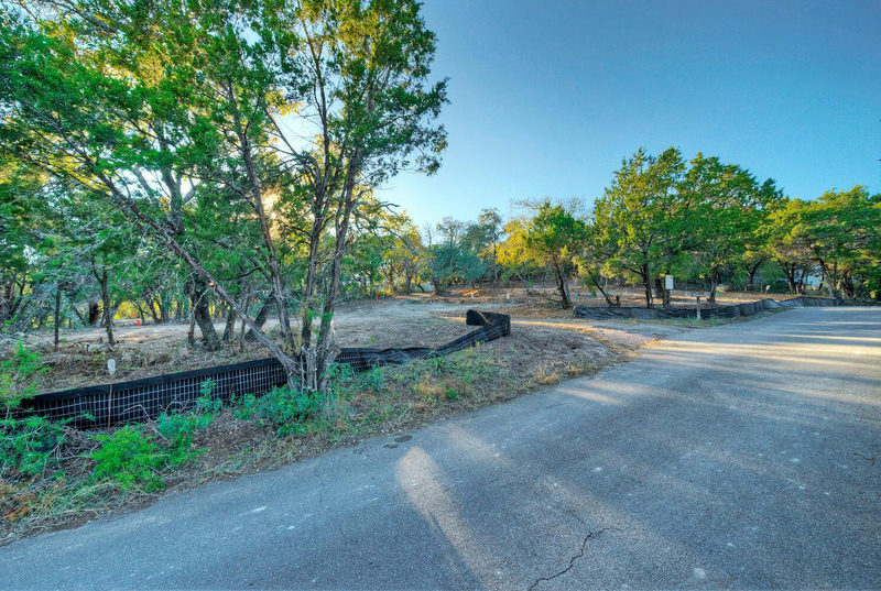 18303 W Rim Dr — exterior