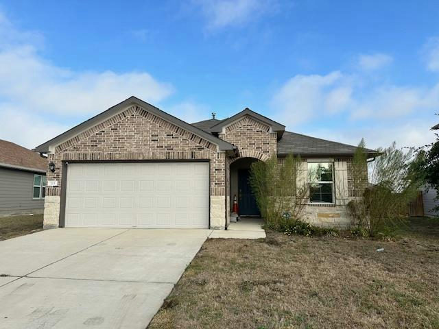 213 Lily Pond Trl — exterior