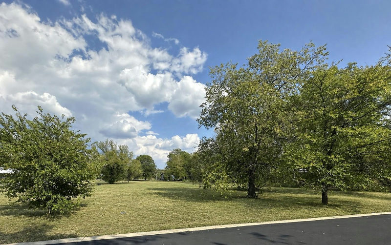 2208 B Pecan St — exterior