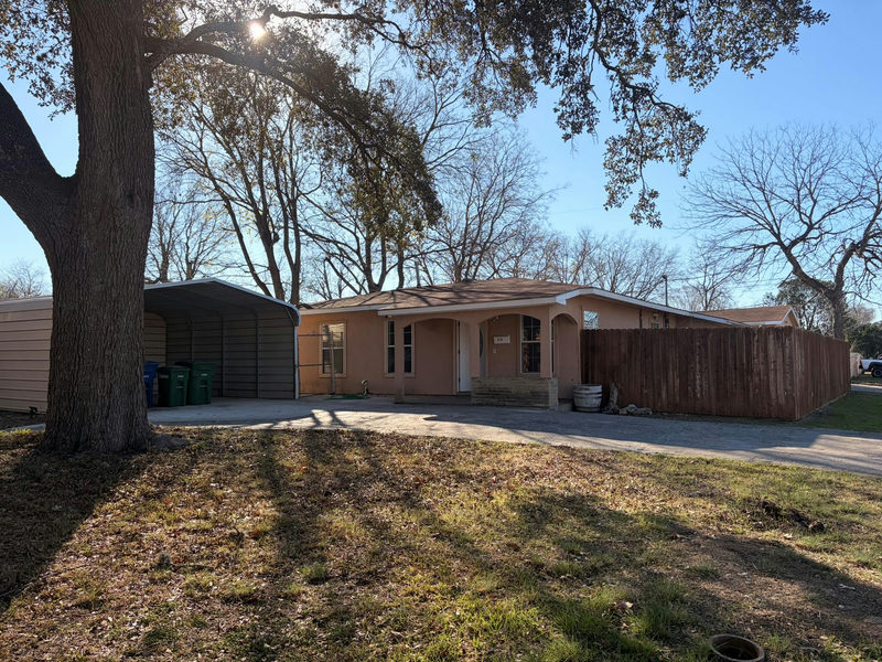 819 Rosehill Dr