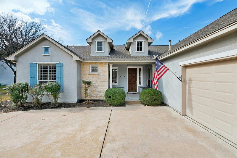 206 Scurry Pass — exterior