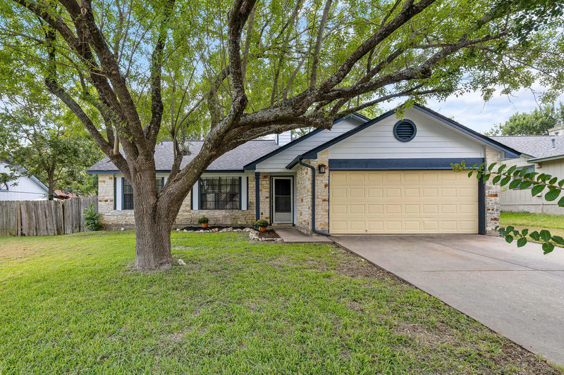 1705 Laurel Path — exterior