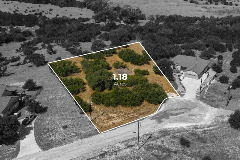103 Ira Long — exterior