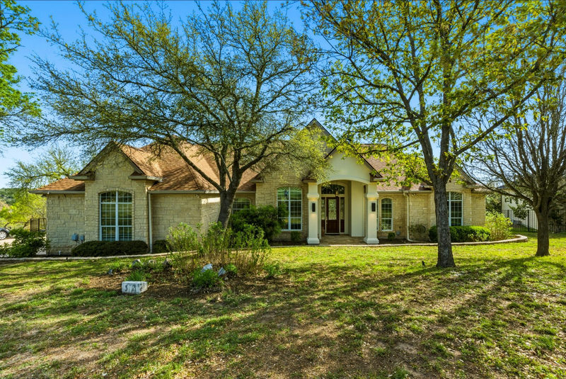 13725 Madrone Mountain Way — exterior