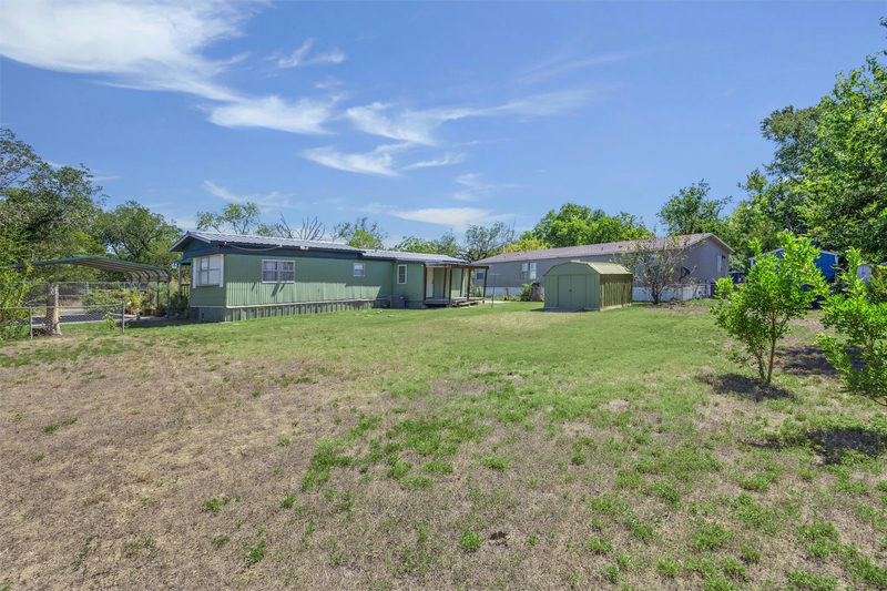 11103 Hialeah St — exterior