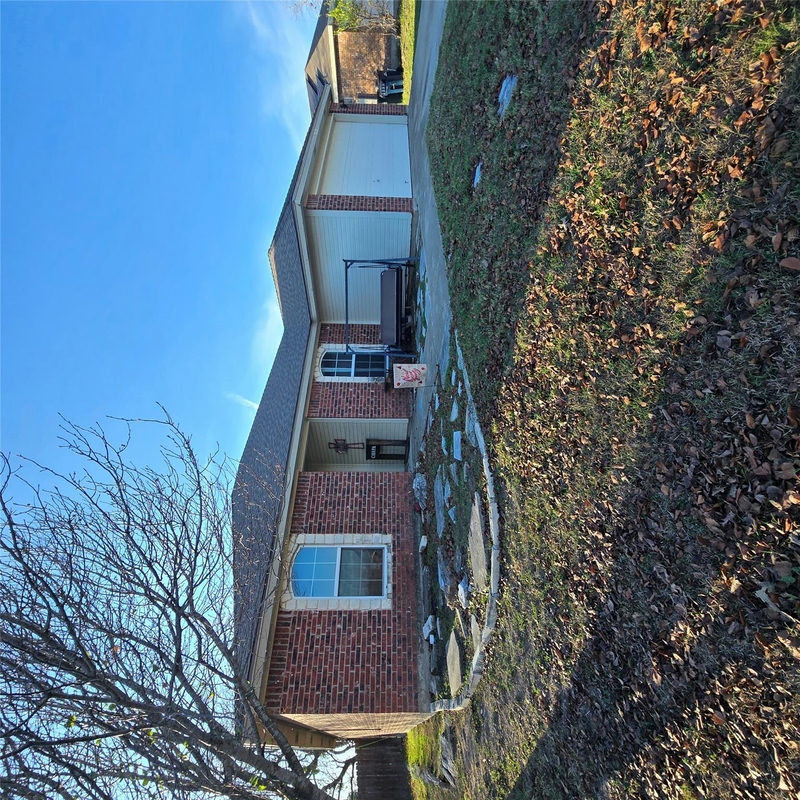 212 Druse Ln — exterior