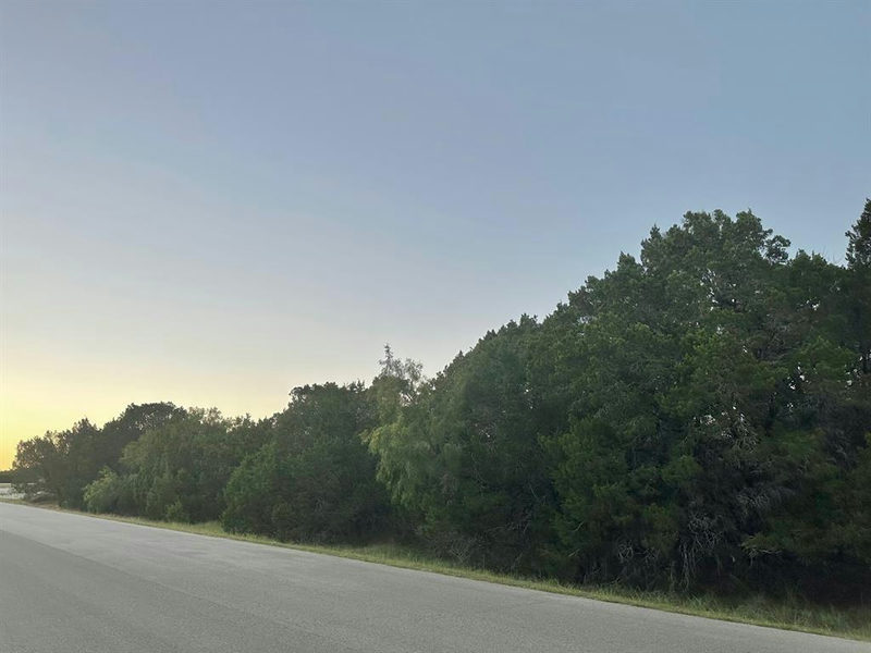 21402 Highland Lake Dr — exterior