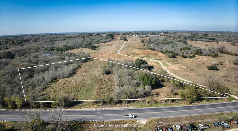 6635 S US HIGHWAY 183 — exterior
