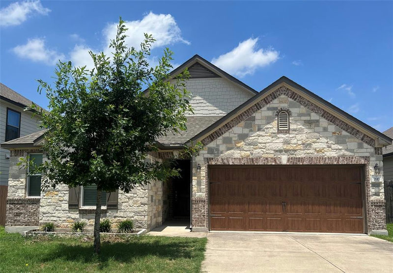 7117 Ondantra Bnd — exterior