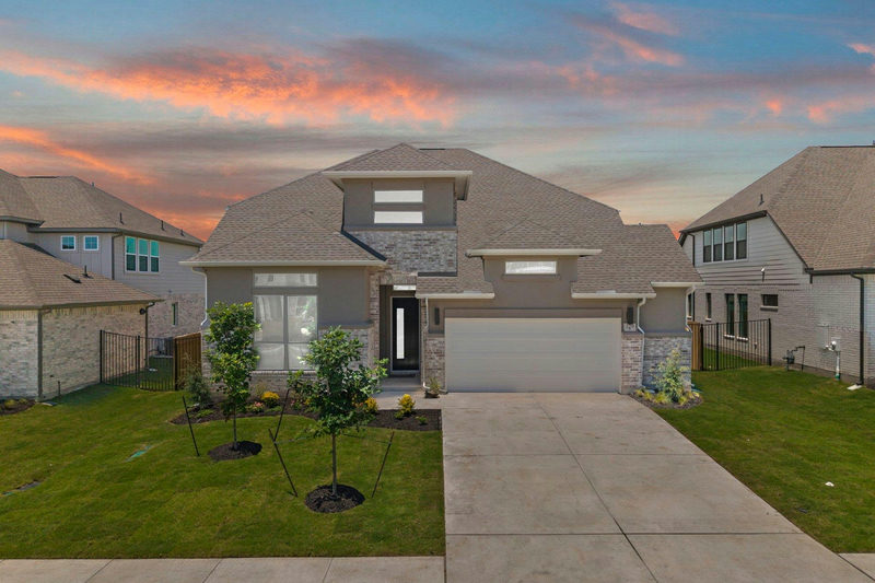 229 Pacific Grove Cir — exterior