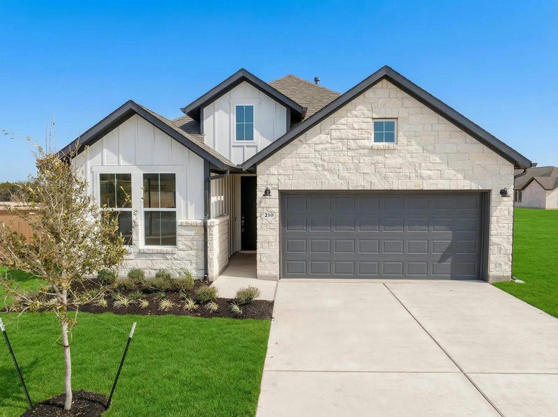 210 Silverbell Ln — exterior