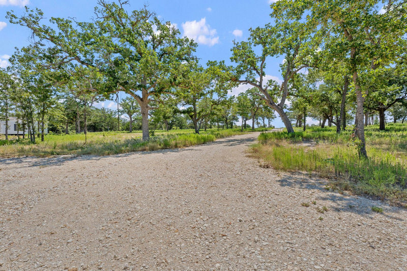 1385 Pettytown Rd — exterior