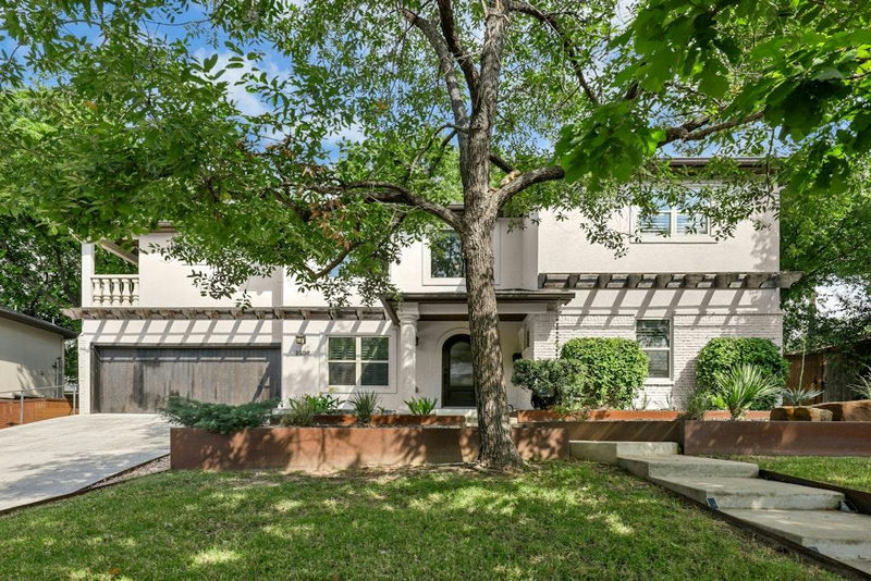 2307 Alta Vista Ave — exterior