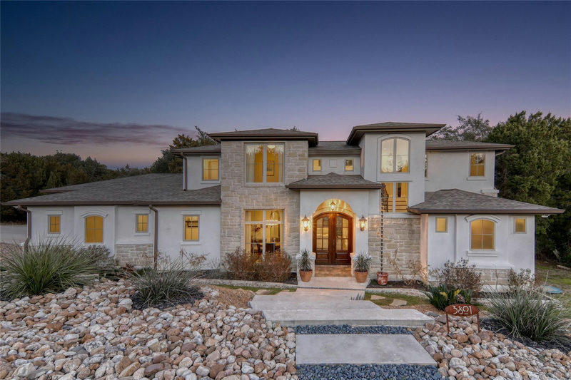 3801 Boone Dr — exterior