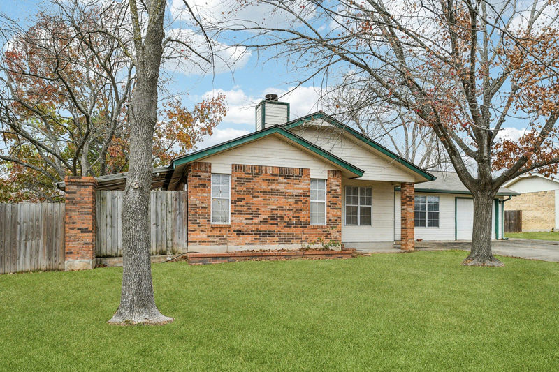 102 Stubblefield Dr — exterior