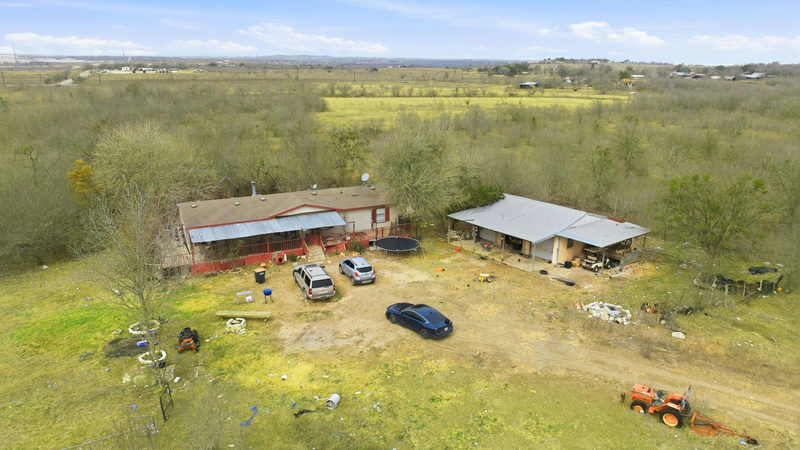 13802 Hokanson Rd — exterior
